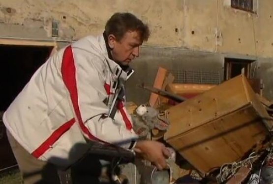 Pro&scaron;nja za pomoč: Vili in Ajka sta ostala brez vsega!