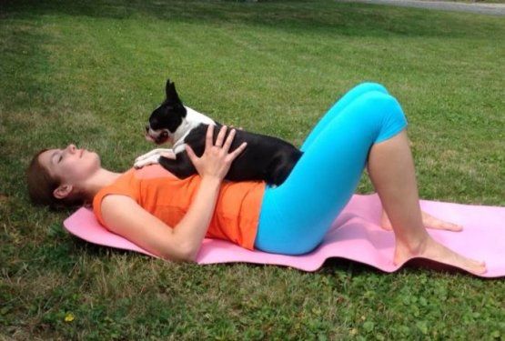 Telovadba s psom: joga, raztezanje in relaksacija